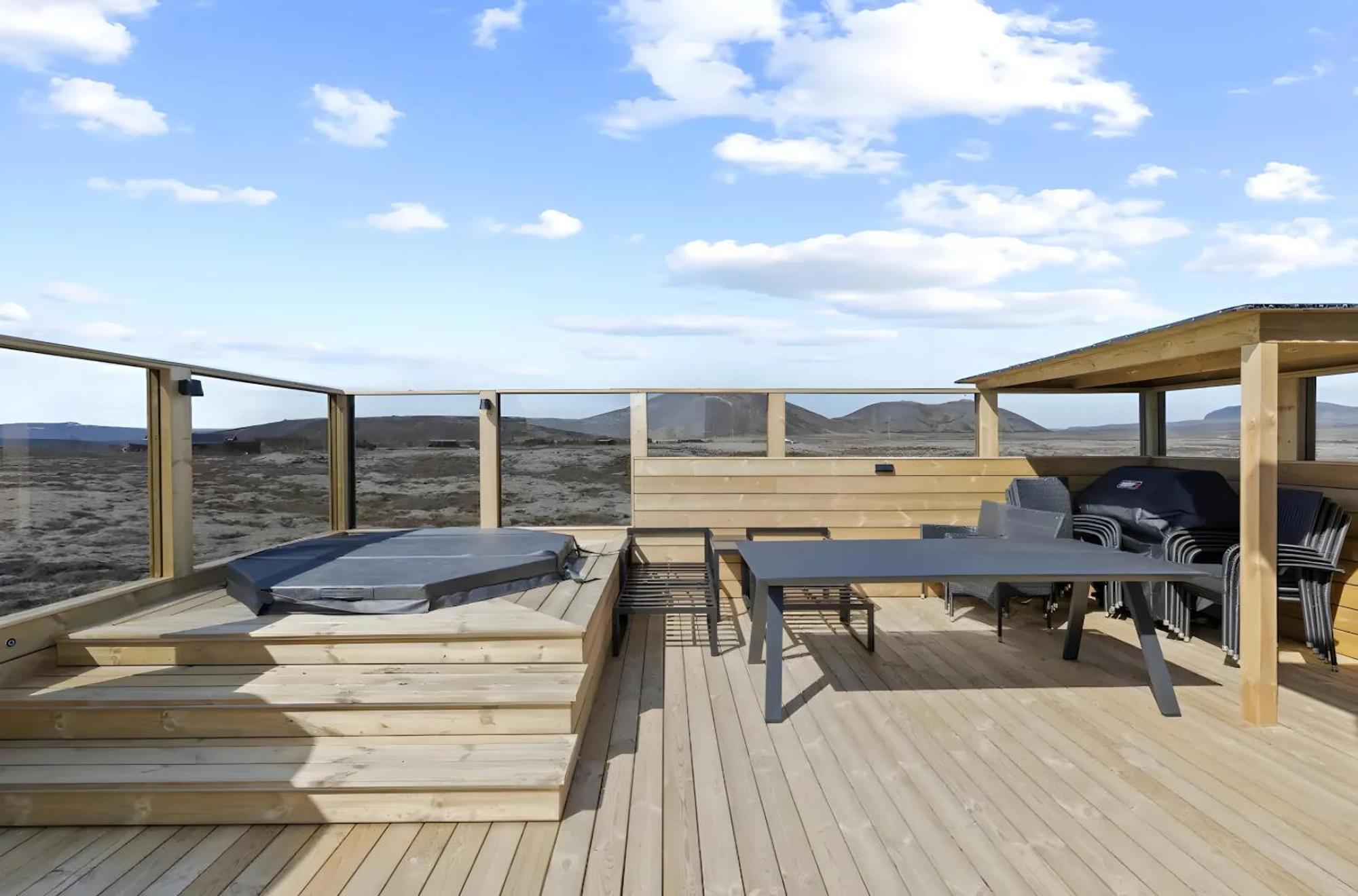 Cozy Cabin With Hot Tub & Sauna - Ultimate Retreat Veithilundur المظهر الخارجي الصورة